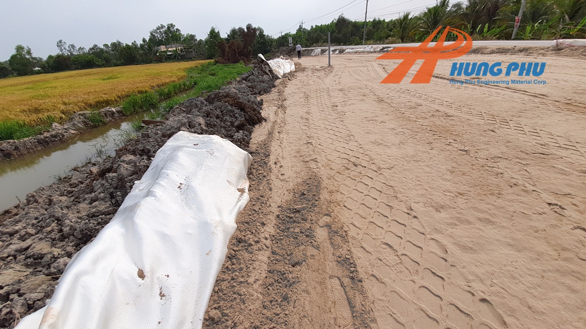 vải địa kỹ thuật DJL50