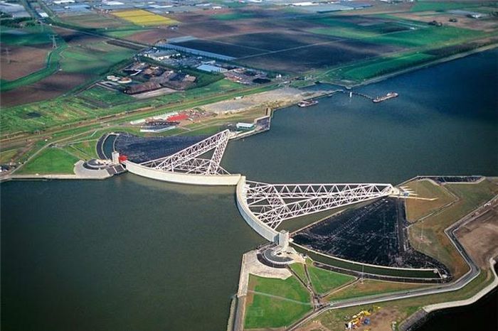 Hệ thống đập Maeslantkering