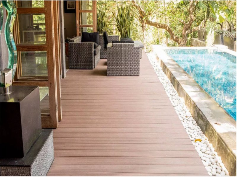 Vỉ nhựa thoát nước hồ bơi Thông tin cần biết và các lợi ích