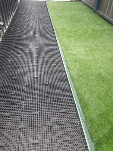 Vỉ Thoát Nước Giải Pháp Hiệu Quả Cho Hệ Thống Thoát Nước nhỏ 