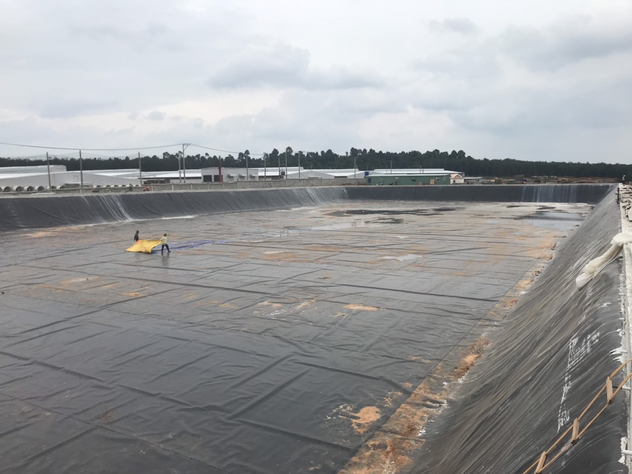 Màng chống thấm HDPE GSE Đặc điểm và ứng dụng