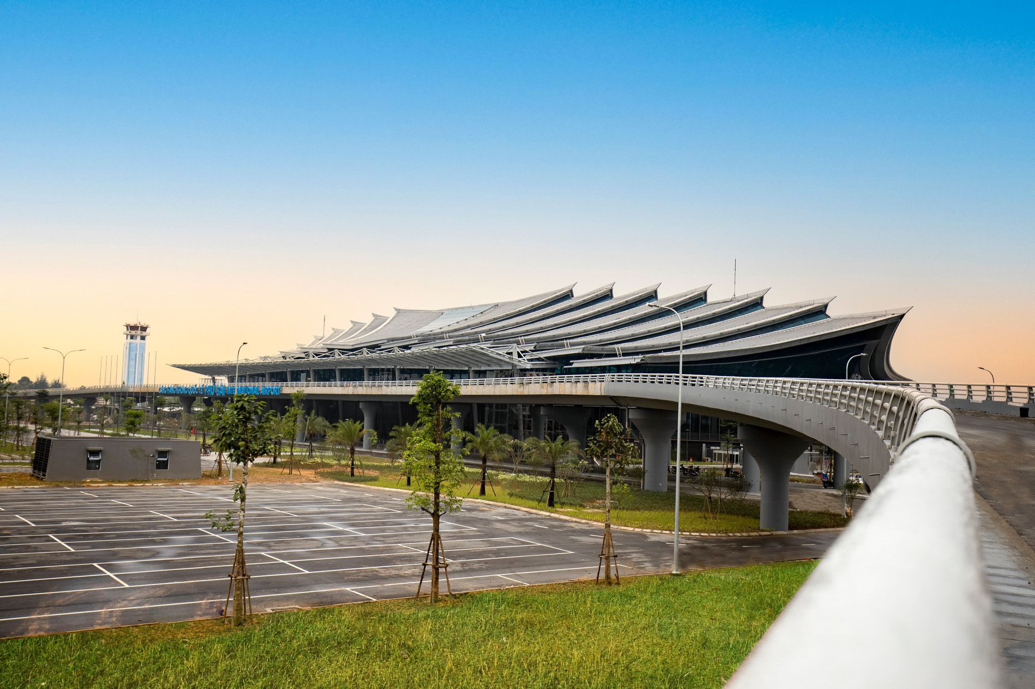 Tìm hiểu về công trình kiến trúc hiện đại và những yếu tố cần có