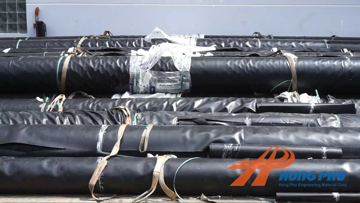 Giá bạt nhựa đen - Yếu tố quyết định chất lượng