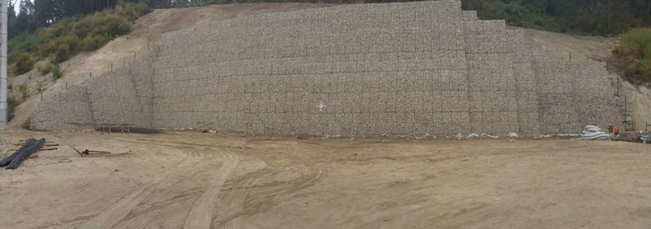 Tường Chắn Rọ Đá tại Trạm Biến Áp Mugueiras, Bồ Đào Nha: Giải Pháp Hiệu Quả cho Các Thách Thức Địa Hình