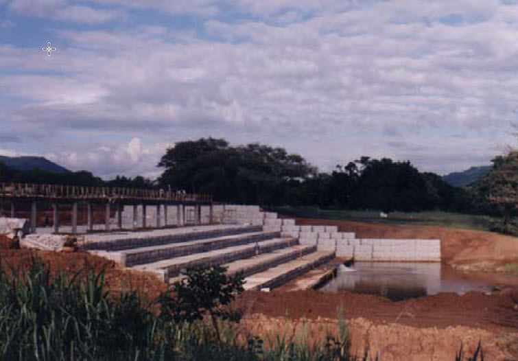 Giải Pháp Bảo Vệ Đập Hippo Tại Sabi River Sun, Mpulanga, Nam Phi: Một Công Trình Bền Vững và Hiệu Quả