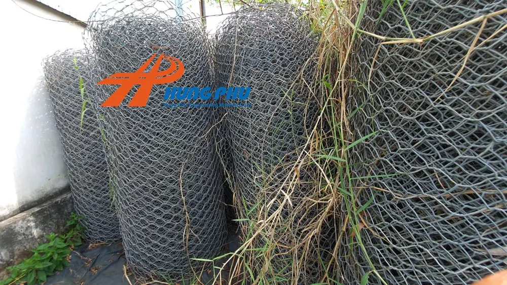 Rọ thép - Hay còn gọi là rọ đá lưới thép xoắn đôi, giải pháp kè mềm trong xây dựng tường chắn trọng lực