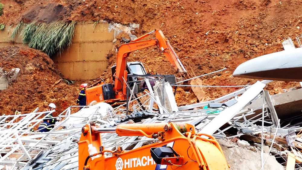 Nguyên nhân sạt lở đất và cách làm bờ kè sông giá rẻ