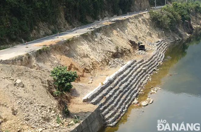 Rọ Xếp Đá - Giải pháp kè mềm hiệu quả trong bảo vệ đê điều chống xói mòn