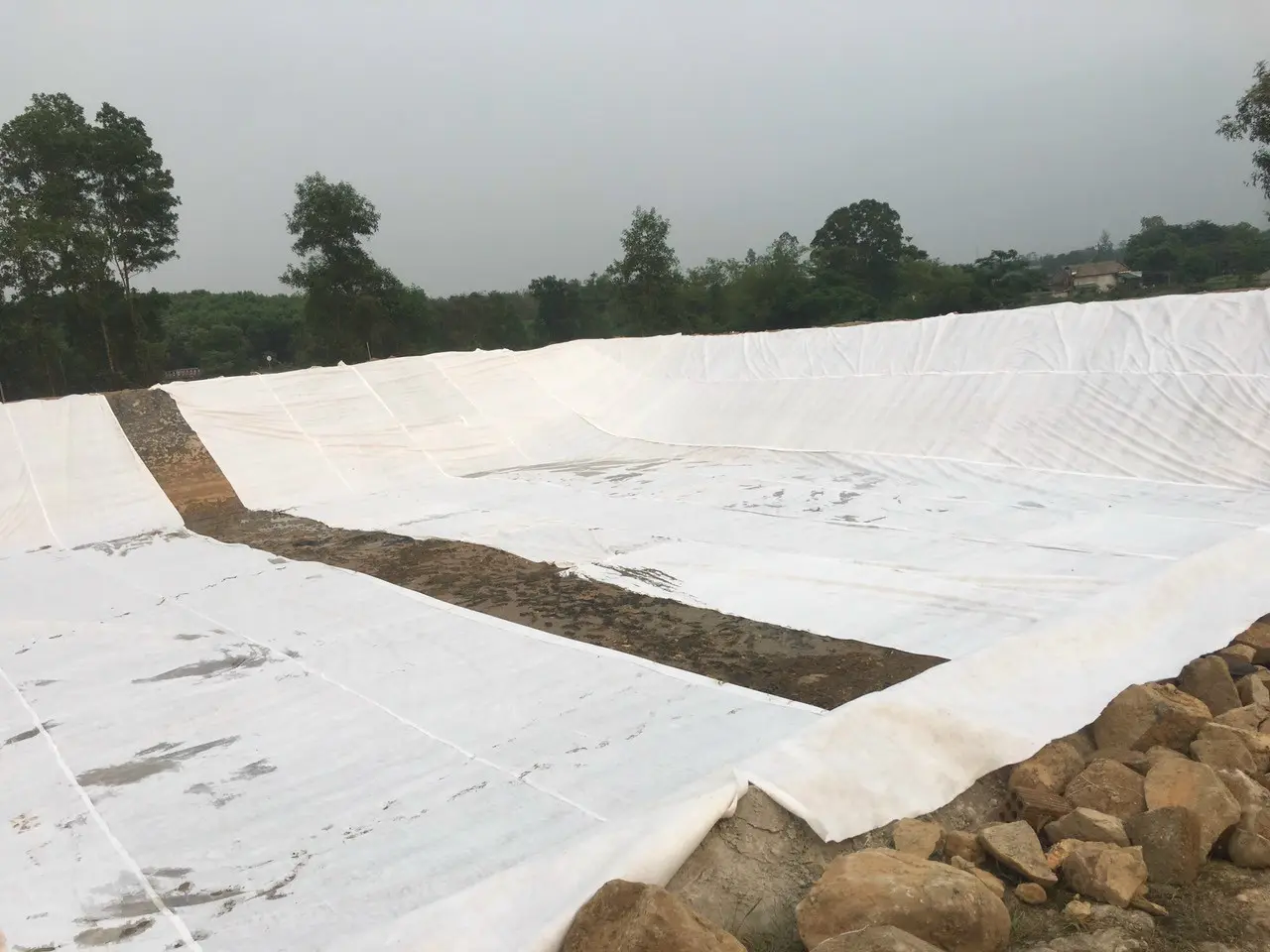 Vải Địa Kỹ Thuật Dùng Làm Gì - Bí Mật Đằng Sau Công Trình Vững Chắc