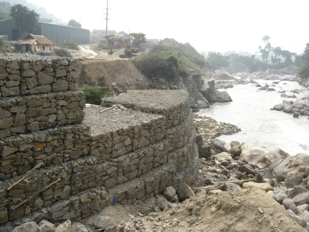 Rọ đá dây đan bọc nhựa PVC