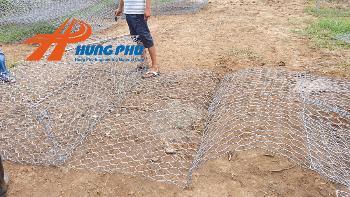 Rọ đá dây đan bọc nhựa PVC