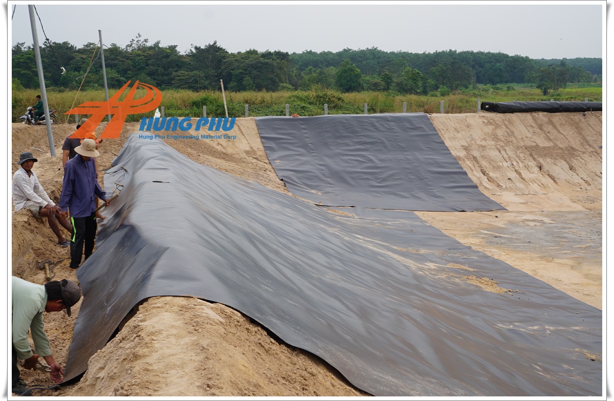 Cho thuê máy hàn bạt HDPE