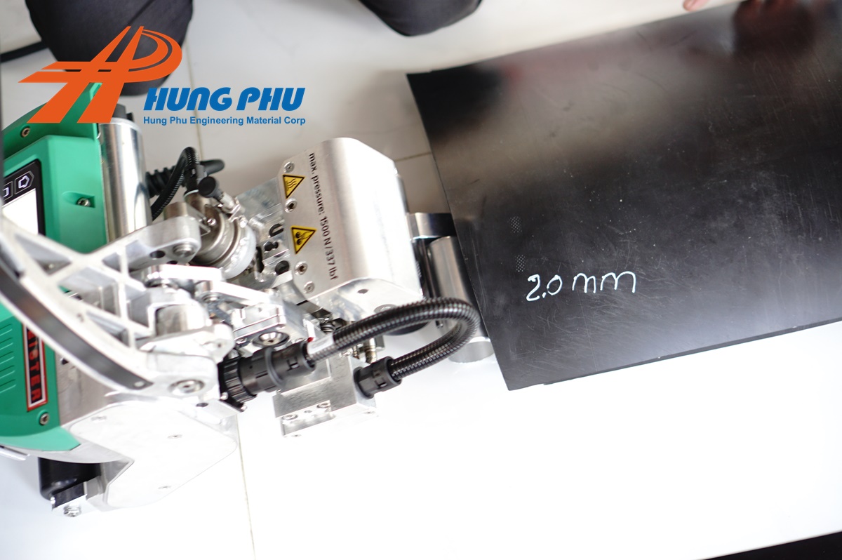 Thiết bị hàn màng HDPE